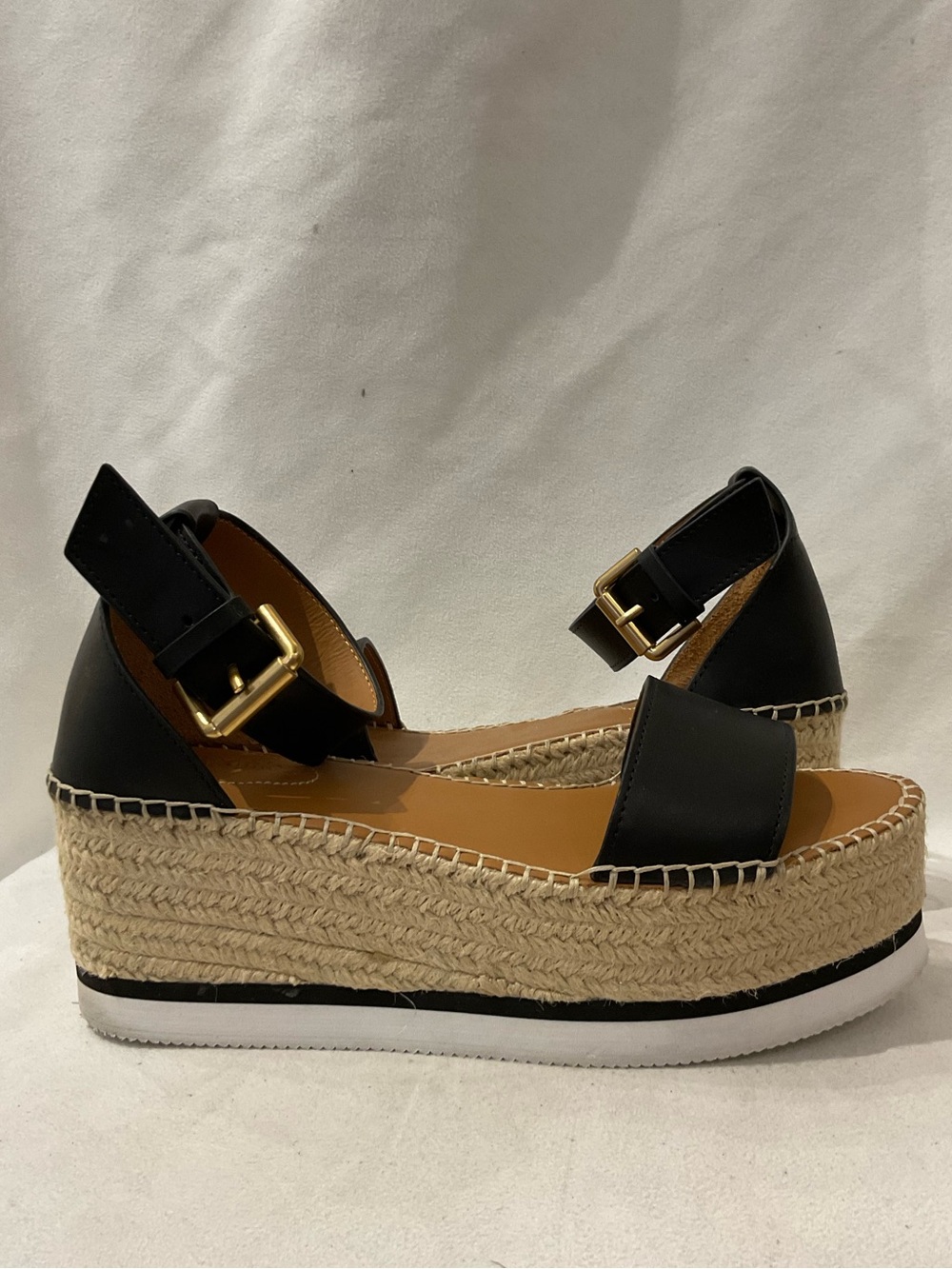 Chloe Wedge